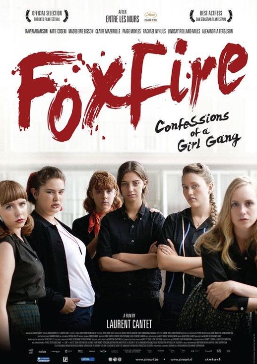 狐火:一个女生帮的自白海报